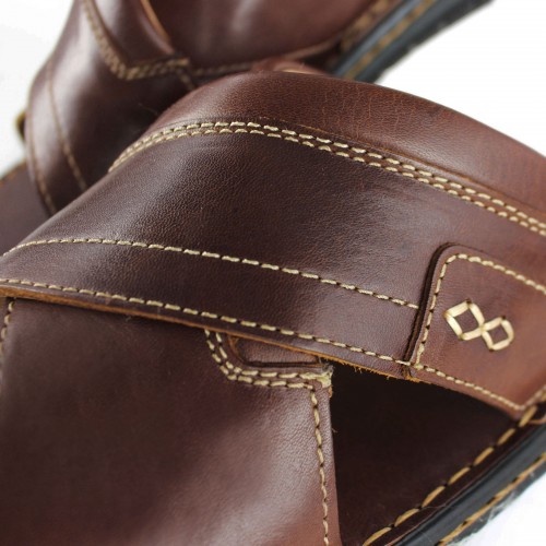 Sandale en cuir croisé modèle JAMADA