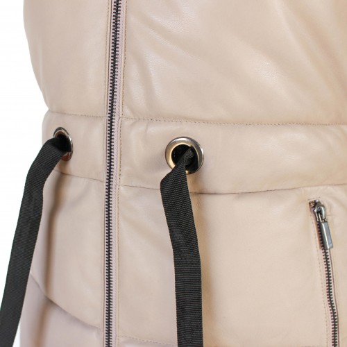Gilet en fourrure matelassé avec capuche et nœud