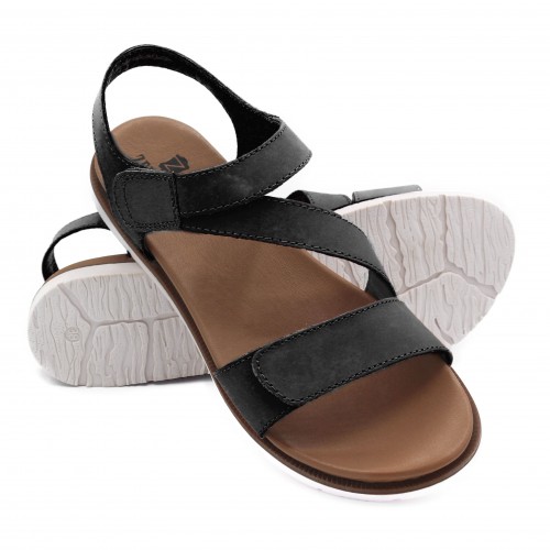 Sandales plates en cuir modèle FAHAR