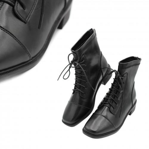 Boots à lacets à bout carré modèle LIBBY