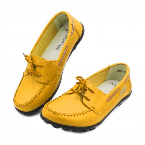 Mocassins en cuir à lacets et semelle noire