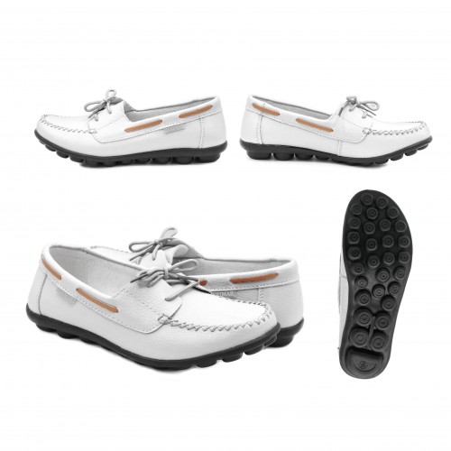 Mocassins en cuir à lacets et semelle noire
