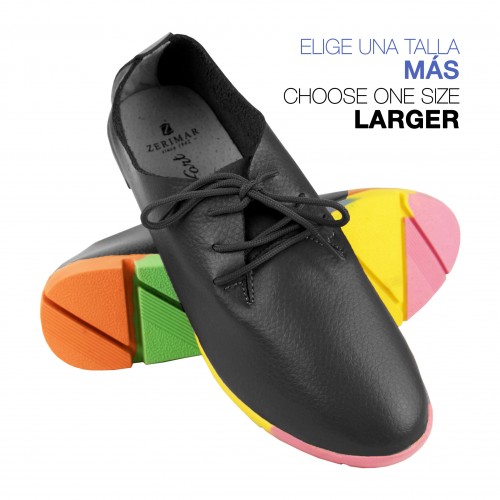 Chaussures en cuir avec lacets et semelle en caoutchouc souple