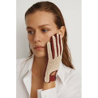 Gants en cuir et en maille pour conductrices