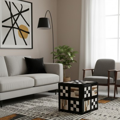 Tabouret pouf recouvert en peau de vache dimensions 45x45x45 cm