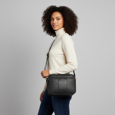 Sac bandoulière en cuir 20x26x9 cm SUQUE