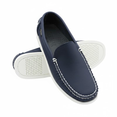 Mocassins en cuir modèle AMADABLAM