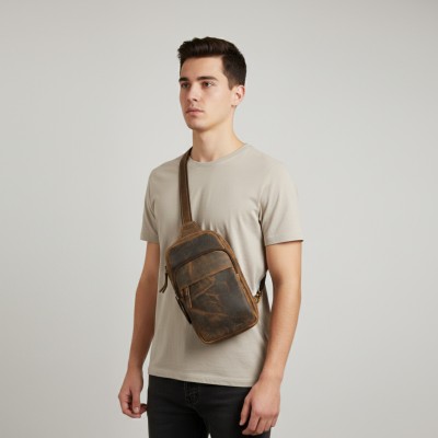 Sac bandoulière en cuir modèle DUNN 25x14x7 cm