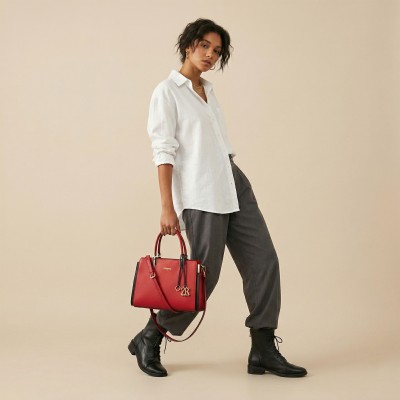 Boots à lacets à bout carré modèle LIBBY