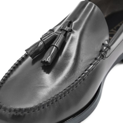 Mocassins pour homme à pampilles modèle PASION