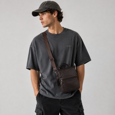 Sac bandoulière en cuir modèle OMEGA 20x26x6 cm