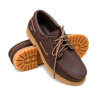 Chaussures bateau en cuir à lacets modèle KANCHEN